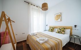 Homeyseville-Lovely Duplex At Santa Cruz 10 Pax, Parking Optional